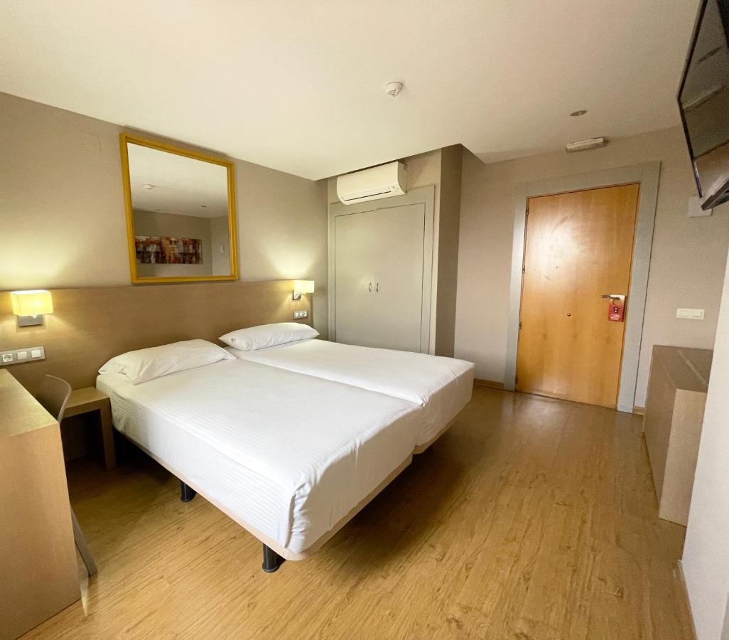 Nuevo Zenit Calahorra Hotel Ngoại thất bức ảnh